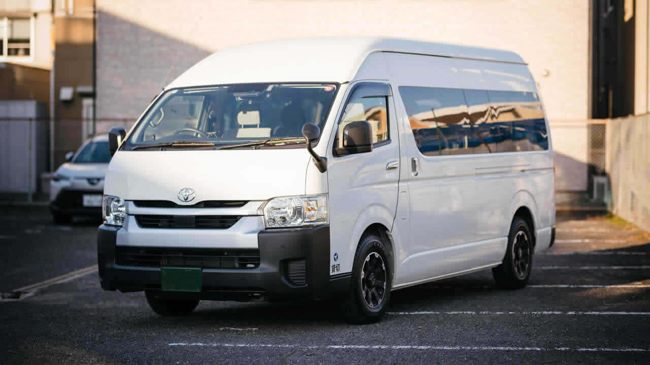 ハイエース
